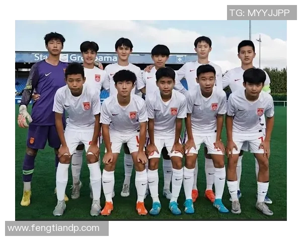 中国未来足球星崛起 揭示新一代球员的成长轨迹与潜力分析